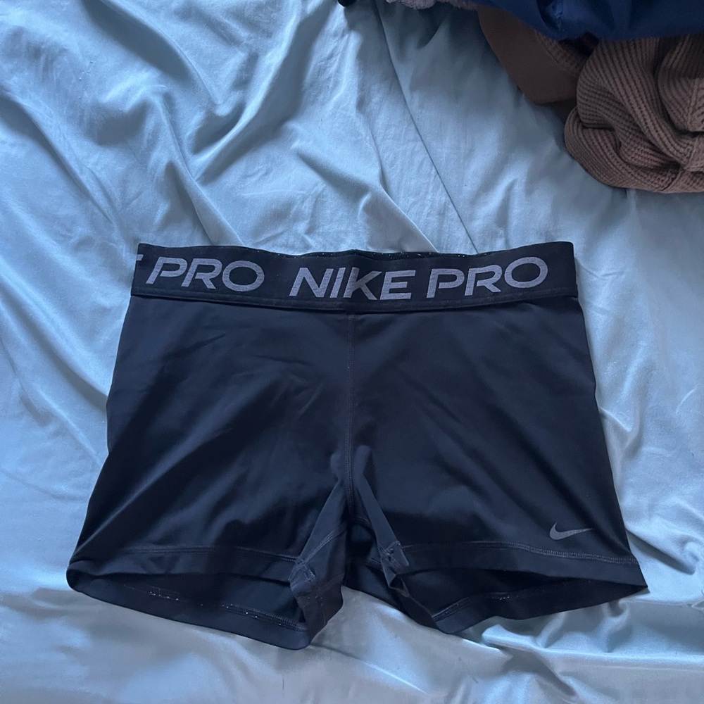 Nike Pro Women's Dark Gray Athletic Shorts